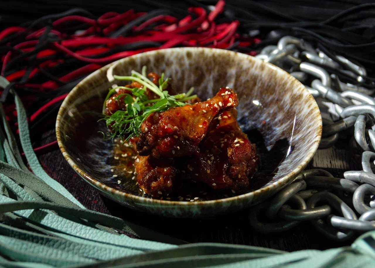 Куриные крылышки в кисло-сладком соусе